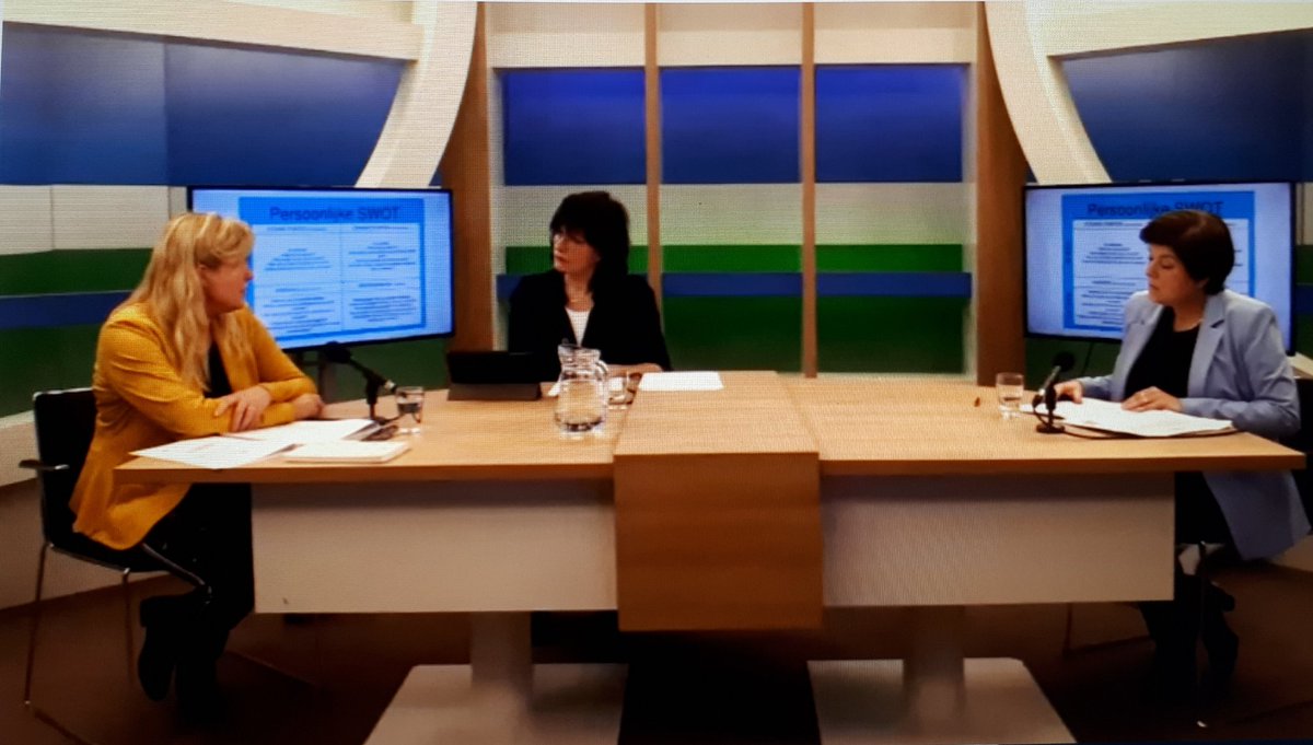 Aan de slag met versterken van je ondernemersvaardigheden? Tip: bekijk online clinic met Carmen van Dam van <a href="/AcademieLto/">LTO Academie</a> <a href="/CecielMentink/">Ceciel Mentink</a>  en <a href="/WillemienKoning/">Willemien Koning</a> 
Zelfreflexie, pak de regie en blijf scherp!
nieuwe-oogst.webinargeek.com/webinar/replay…