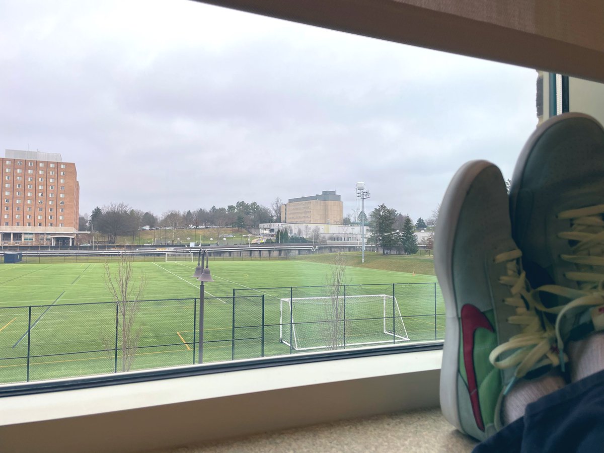 A little worn down after a busy first week <a href="/WVUCPASS/">WVU CPASS</a> but these new kicks from @DrFerreraThe1st are keeping me FRESH. 👟👊🏼💪