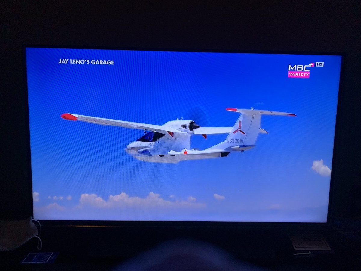 AlanWil51907824's tweet image. If you have a spare US$320,000 you could buy your own mini #PBYCatalina - the #ICONA5 - it folds up &amp;amp; you tow it behind your SUV