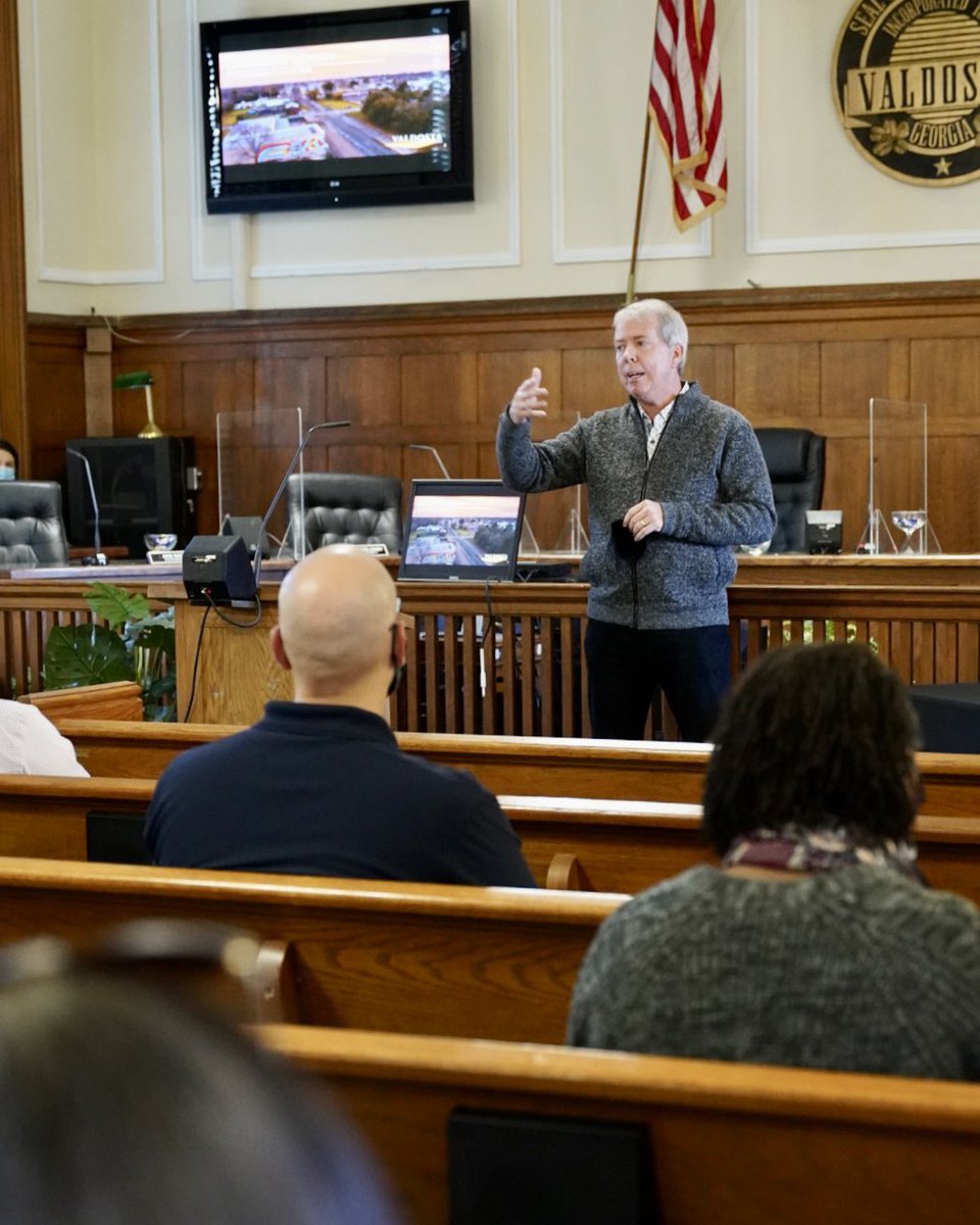 jeffley's tweet photo. First Leadership Moody outing for the year. We partnered with @united_way_vald to visit local government and non-profit sectors. Photo: @CityofValdosta Mayor Scott James Matheson addressing the class. #leadershipmoody #moodyafb #flyingtigers https://t.co/Y8YaKVUEgb