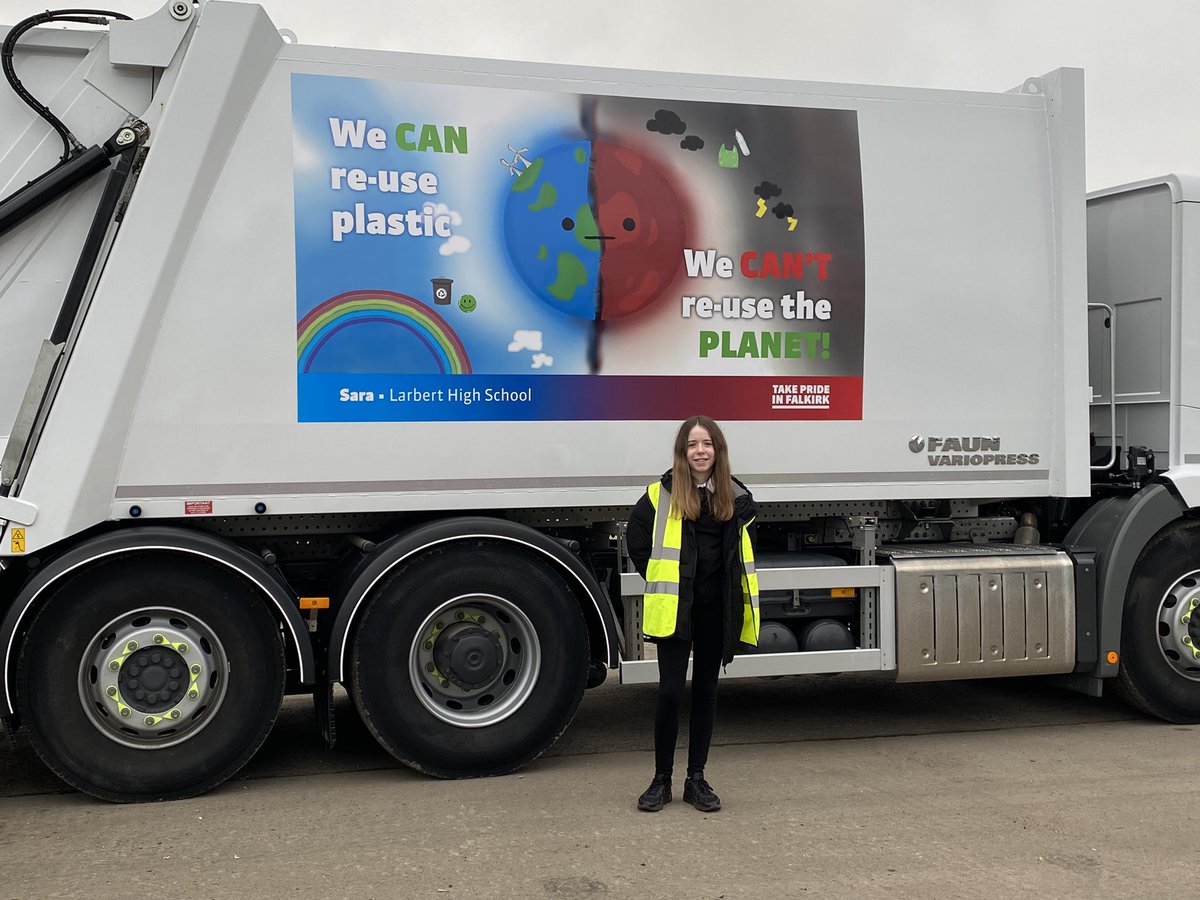 _MissLang's tweet photo. Sara in S2 received her prize for her amazing @falkirkcouncil RCV competition today 🚛 well done to all of the winners, the lorries look AMAZING 🤩 so proud of Sara and great to see the lorries in the flesh 🎉 @LarbertHigh @Larbert_ExpArts @LHSArtandDesign https://t.co/TJMBJKnRWD