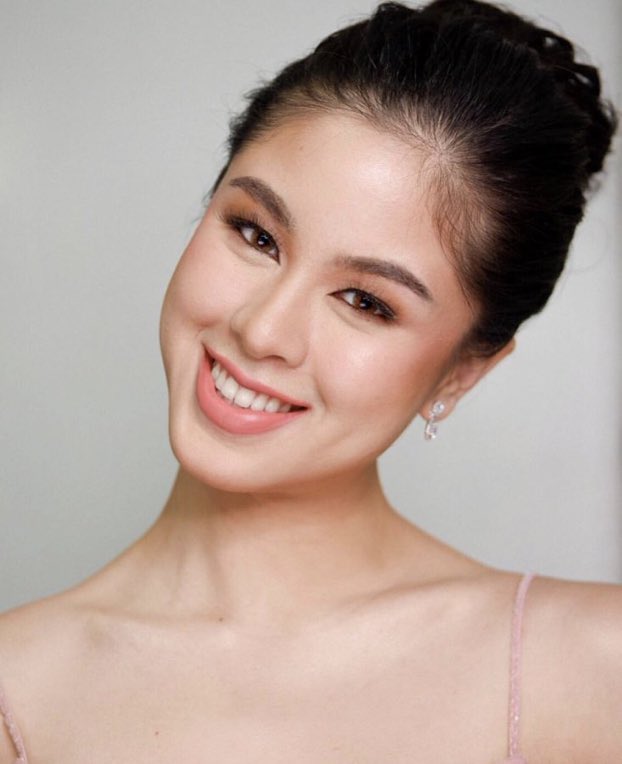 "KEEP CHOOSING KISSES" is trending at no. 18 in the Philippines with 24K tweets. <a href="/KissesDelavin/">Kisses Delavin</a> <a href="/KDTrendsetters/">KISSES TRENDSETTERS 💋</a> <a href="/KDTrendsetters2/">KISSES TRENDSETTERS OFFICIAL💋</a>