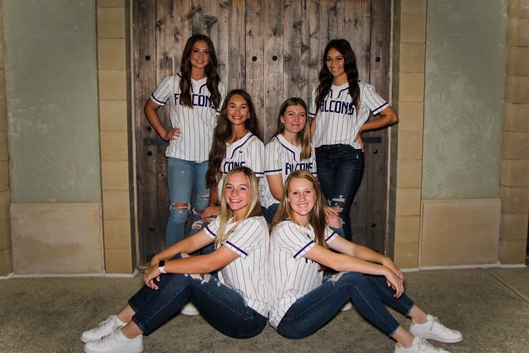 kyndelmcdaniel's tweet image. SENIOR SEASON 🤍💜 #lastchapter #TCOD @TimberCreekSB @Gosset41 @AggiesSB