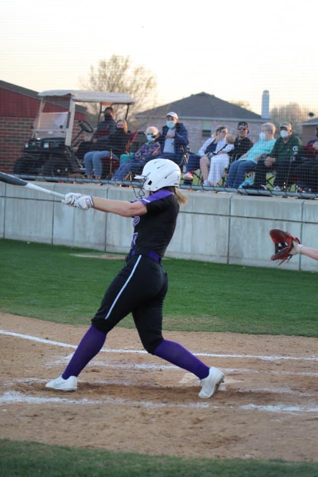 kyndelmcdaniel's tweet image. SENIOR SEASON 🤍💜 #lastchapter #TCOD @TimberCreekSB @Gosset41 @AggiesSB