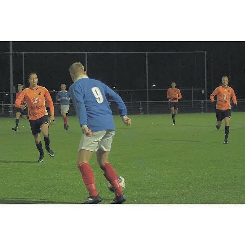 Geen rood meer voor GVAV-Rapiditas-aanvaller Ingmar Liezenga
Ingmar Liezenga speelde geen competitieduel voor de hoofdmacht van GVAV-Rapiditas in het vorige seizoen.
<a href="/gvav/">GVAV-Rapiditas</a>
lees meer: buff.ly/3GwM89v