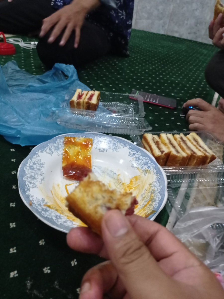 Afghan Azka Falah tweet media