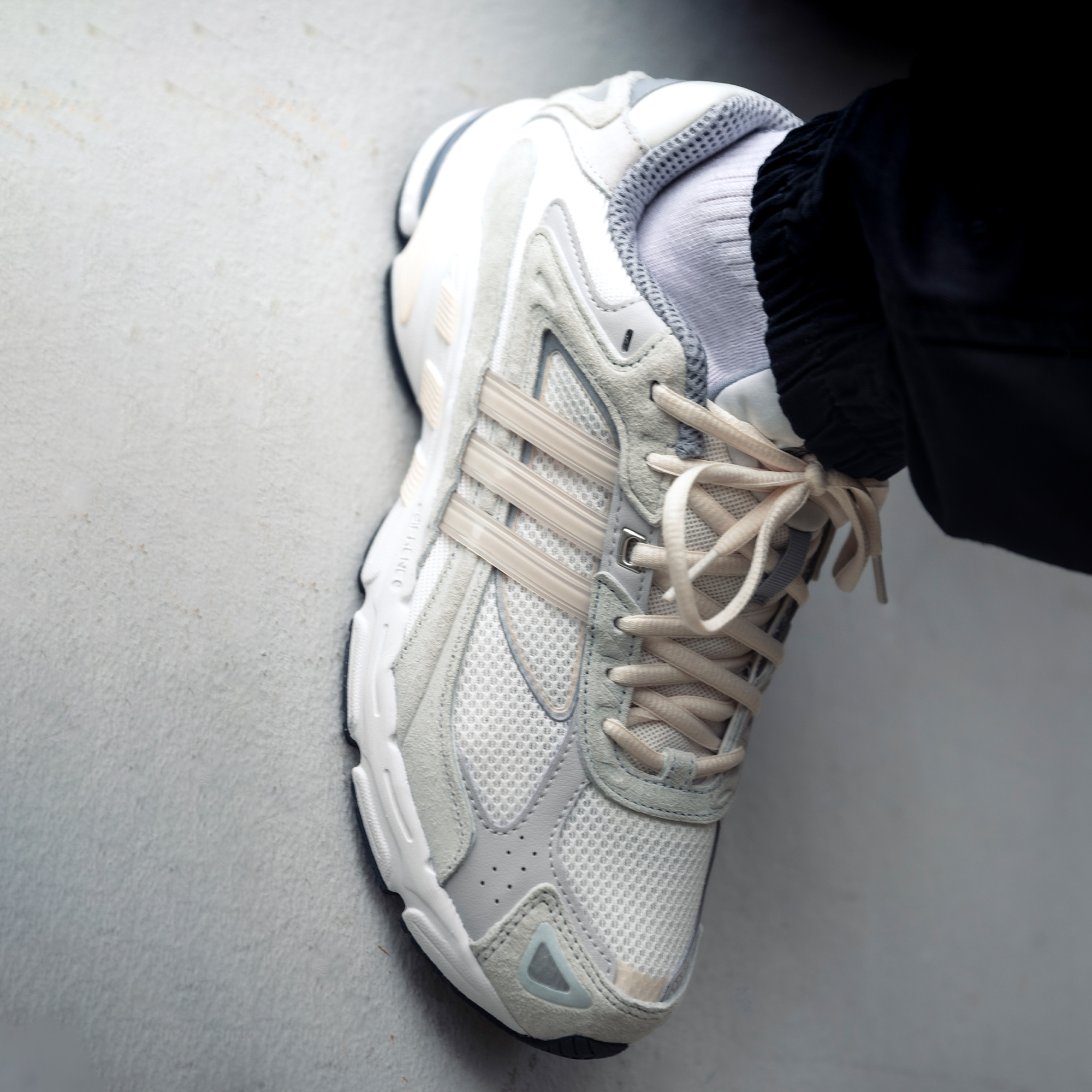 adidas response trail 2000