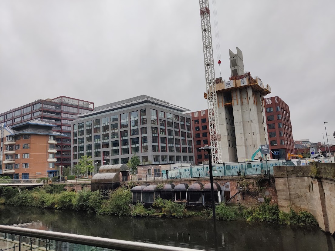 Save our towpath: The planning app for Ralli Quays development linked to the application to stop / up remove the public right of way along the River Irwell is going to committee 9.30am Thursday 20th Jan, please attend online / in person if poss 🧵with info so far, more Monday 1/4