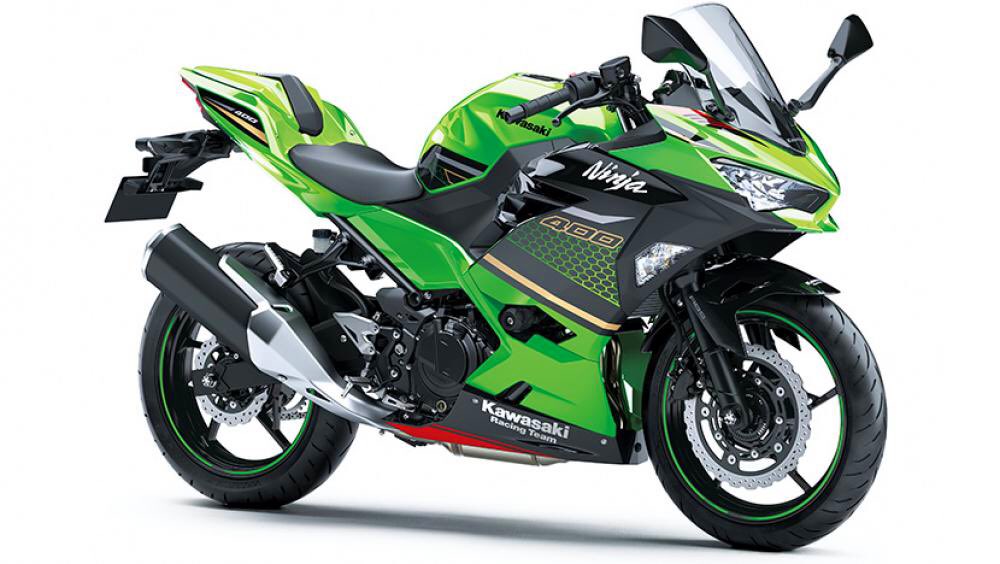 Abstractsteez's tweet photo. Kawasaki replicas 😍😝😋 pretty close eh 🧐 
Wil be dropping these when I finish banner anD role up and stuff small hour or so 😍🤗 https://t.co/pTmh9l9CVT