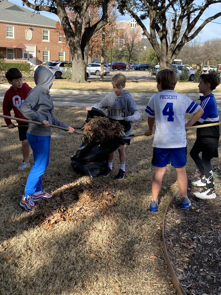 hyerlab's tweet photo. It’s a great day for some gardening @HyerHuskies https://t.co/hnVbV9q3CW