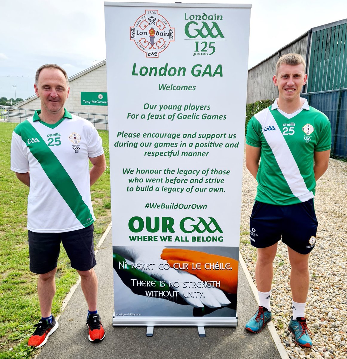thewatchornlad's tweet photo. Final day as CDA for @LondainGAA. Incredible experience and forever grateful for the opportunity. I have met great Gaels in my time in the role and I wish everyone I’ve worked with all the best for the future. Everlasting memories. One final time-#WeBuildOurOwn #GetLondonHurling https://t.co/v9umjyCCm9
