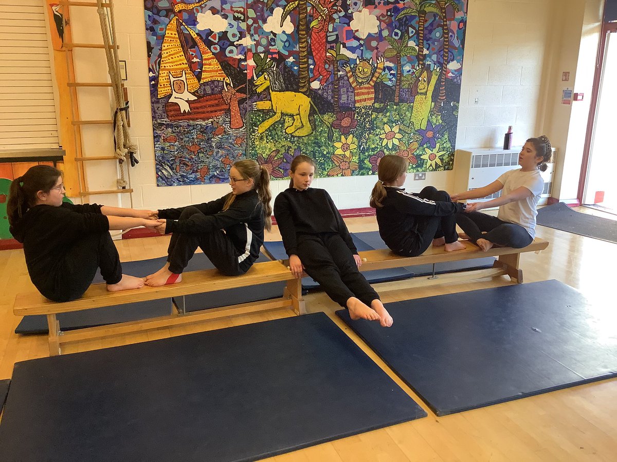 CharterPE_'s tweet photo. @CharterYr6 are learning about flight in their gymnastics lessons. They created some amazing routines today. #balance #futuregymnasts https://t.co/mmEGJ82ZdT