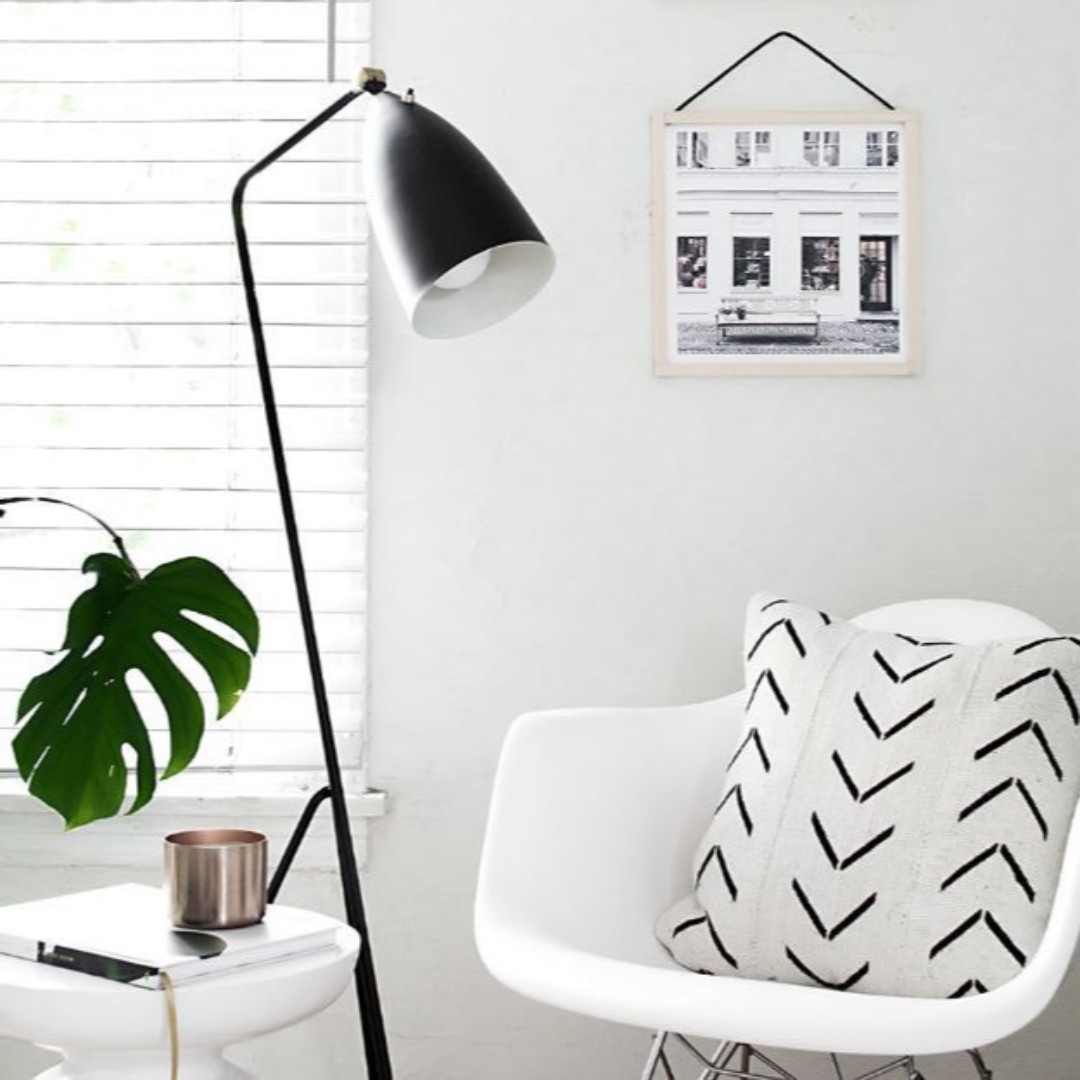 2022 Interior Trends: DIY Creations as Accents

Our homes are not only the spaces in which we live, but they also speak about who we are and what we love. 

In 2022 we expect to see the idea of using arts and crafts to relax and find calm.