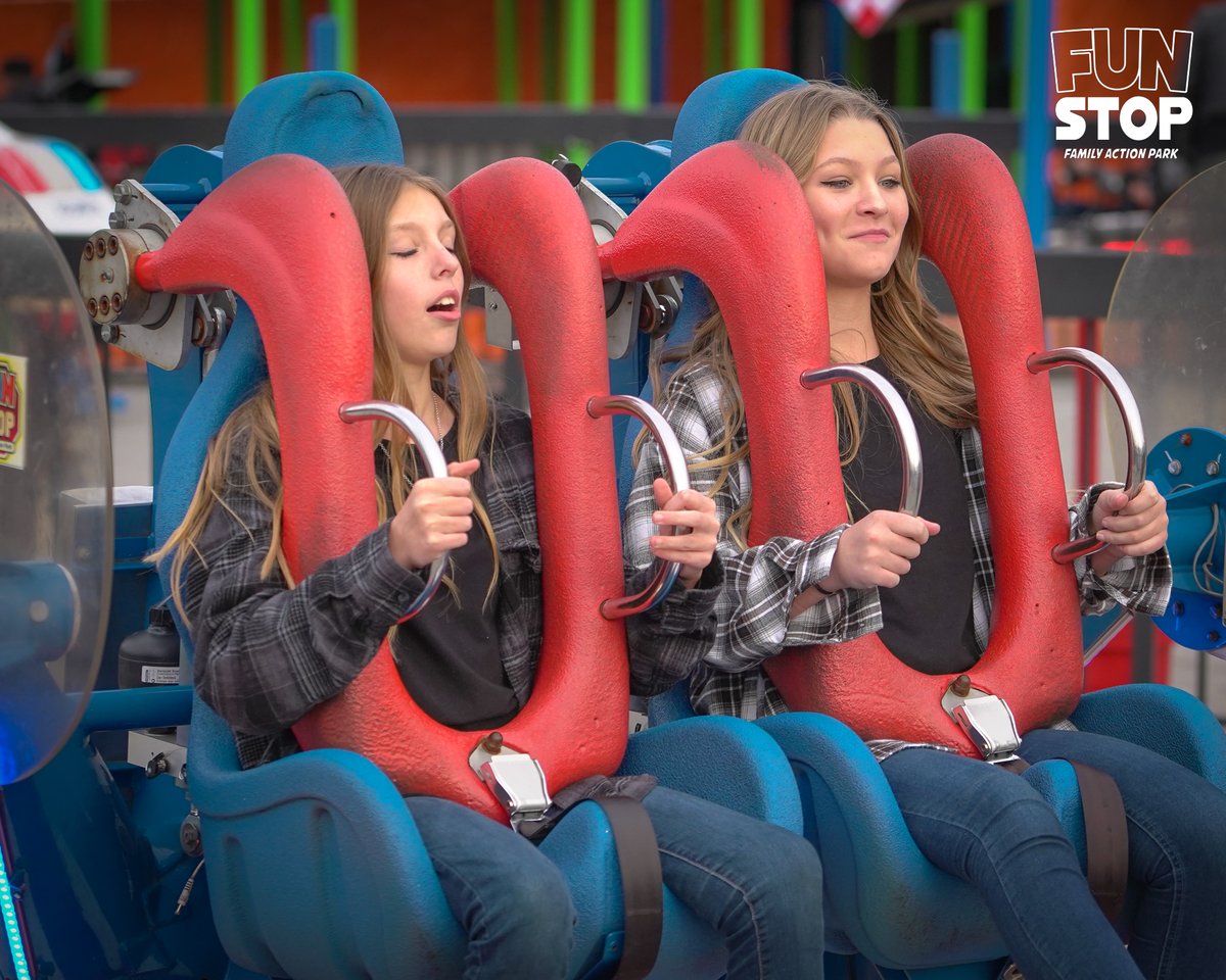FunStopTN's tweet image. Make sure to bring a friend! Ride the slingshot today at Fun Stop 😎
⠀
#funstop #family #action #park #gokarts #kidrides #skyscraper #slingshot #zipline #pigeonforge #vacation #smokymountains