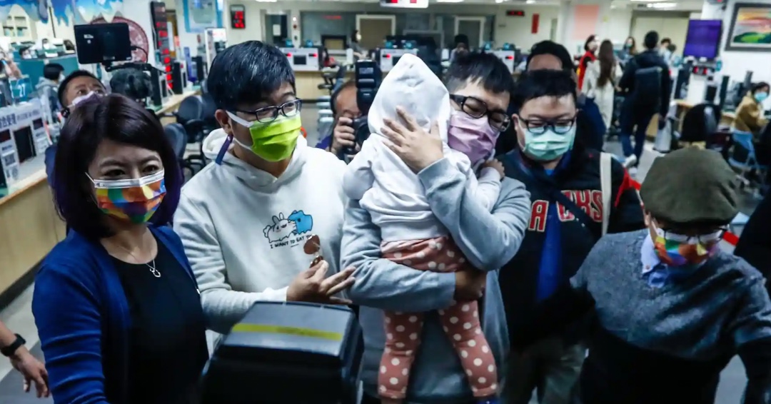 AdoptionandART's tweet photo. Same-sex couple become first in Taiwan to legally adopt child:
https://t.co/I07JcdHyB7
#adoptionandart #adoptionartattorneys
https://t.co/Zyo60BAaXv
https://t.co/9gl9BwtoAN
https://t.co/AJ9whNAvgI
https://t.co/xVNVU37iOY https://t.co/HeuPAGqMRk