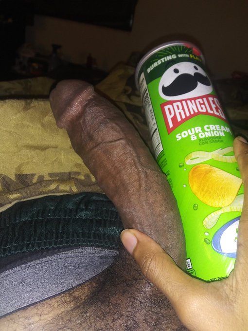 @TheFoxxxyLuvv it's fat dick Friday https://t.co/SIx54lBZii<a class="tags" href="/tag/thefoxxxyluvv">@thefoxxxyluvv</a>