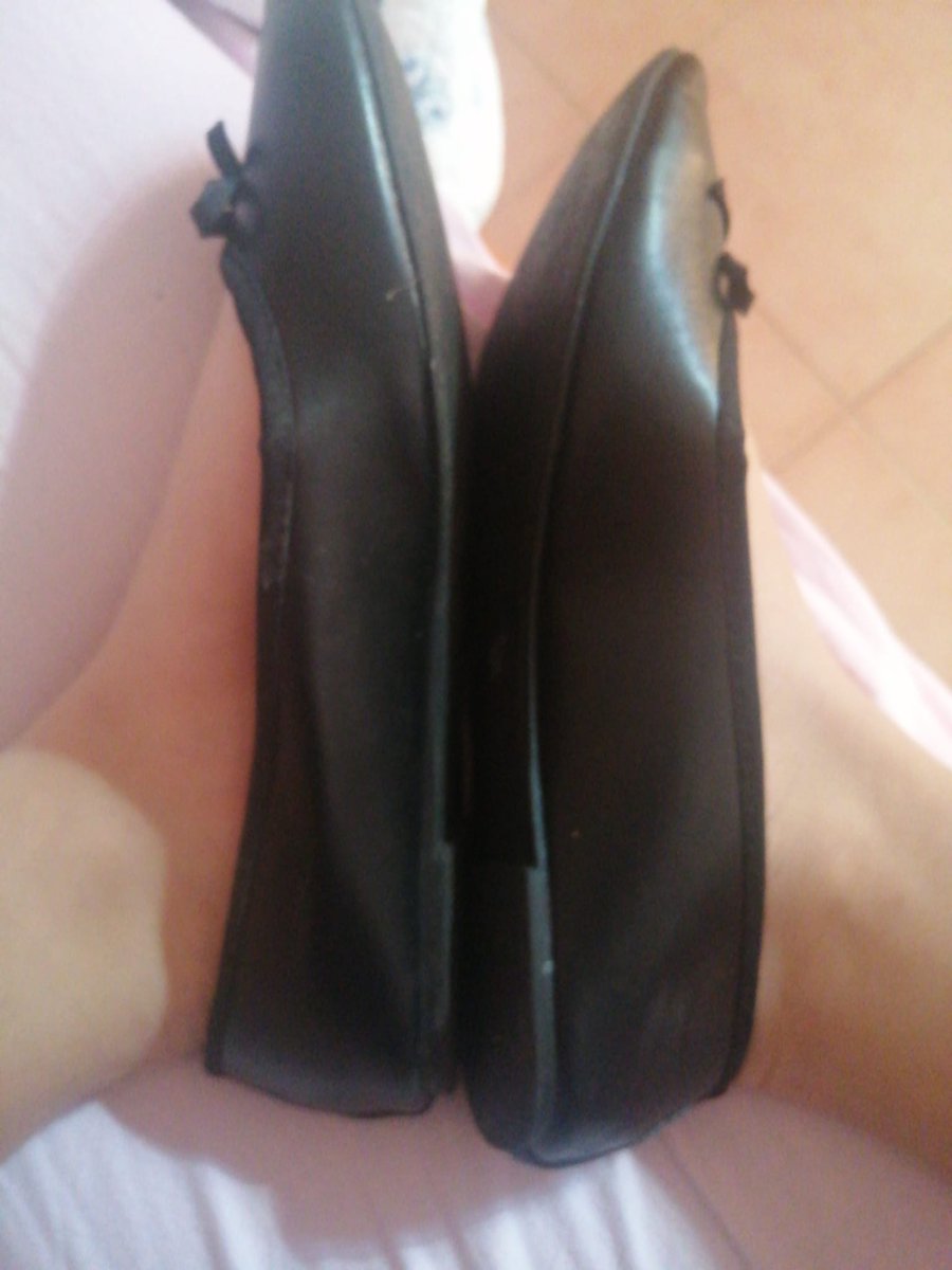 IShoeplay's tweet photo. MY LAST BLACK FLATS SHOES !!!

#FEET #FLATS #SHOEPLAY https://t.co/yQ6myrggiC