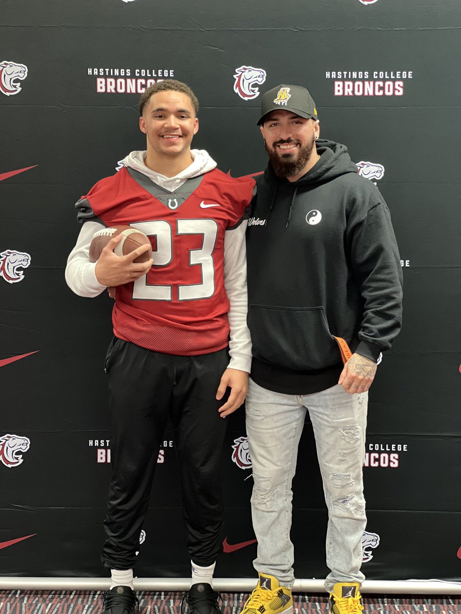 shanks_tyrone's tweet photo. I had an amazing official visit today at Hastings college. Big shoutout to @CoachOHC  for the invite. Looking forward to the future! @HCBroncoFball @6starfootballNE @Bluffs_Football https://t.co/hP2TM5OgIM