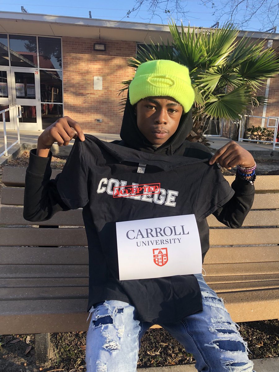 TrojanU_SHHS's tweet photo. COLLEGE ACCEPTANCE! โฆ@carrolluโฉ Congratulations Kordell Johnson โฆ@KordellJohnso10โฉ โฆ@sohofootballโฉ ๐ โฆ@SoHoCounselsโฉ #CarrollU #GoPiosGo ๐งก๐ https://t.co/xTNTJ5lbw0