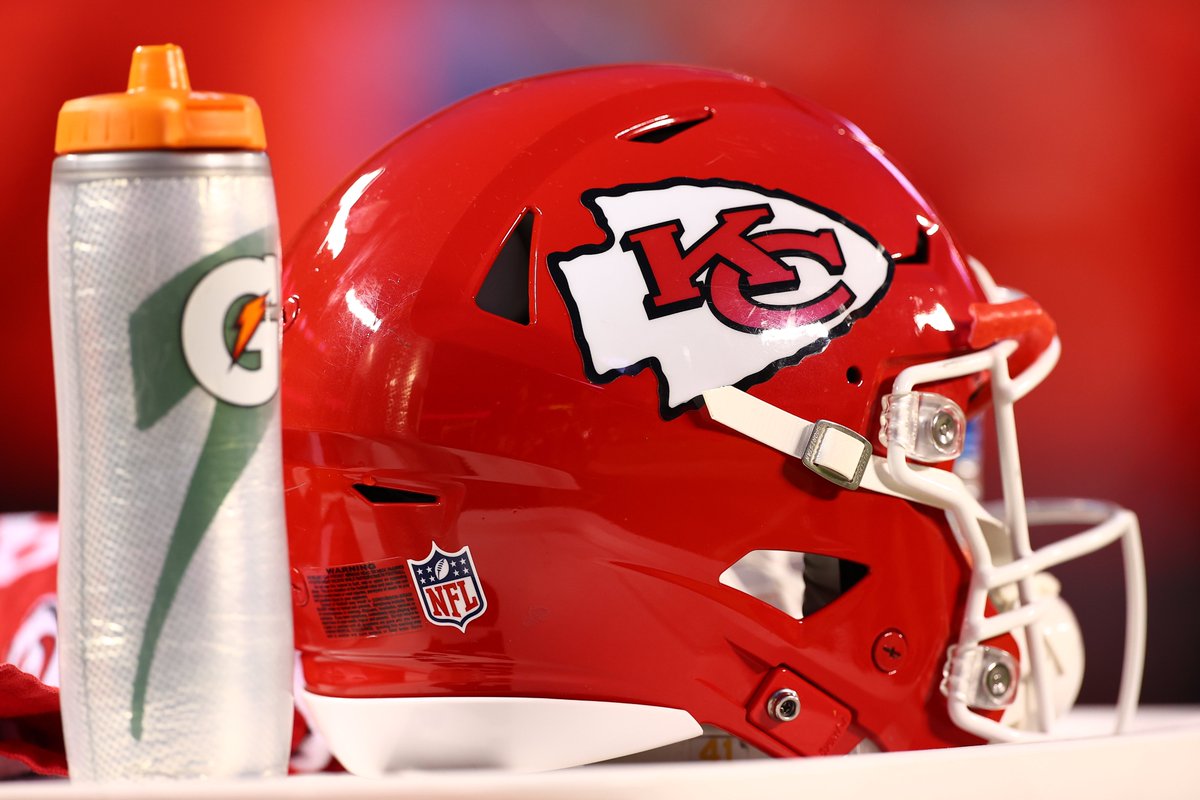 Kansas City Chiefs (@chiefs) on Twitter photo We need you, #ChiefsKingdom! The #WPMOYChallenge presented by <a href="/Nationwide/">Nationwide</a> ends Monday. Every RT counts as a vote and enters you to win a helmet signed by Tyrann.
#WPMOYChallenge + <a href="/Mathieu_Era/">Tyrann Mathieu</a>
#WPMOYChallenge + <a href="/Mathieu_Era/">Tyrann Mathieu</a>
Rules: chfs.me/320y4Gr We need you, #ChiefsKingdom! The #WPMOYChallenge presented by <a href="/Nationwide/">Nationwide</a> ends Monday. Every RT counts as a vote and enters you to win a helmet signed by Tyrann.
#WPMOYChallenge + <a href="/Mathieu_Era/">Tyrann Mathieu</a>
#WPMOYChallenge + <a href="/Mathieu_Era/">Tyrann Mathieu</a>
Rules: chfs.me/320y4Gr