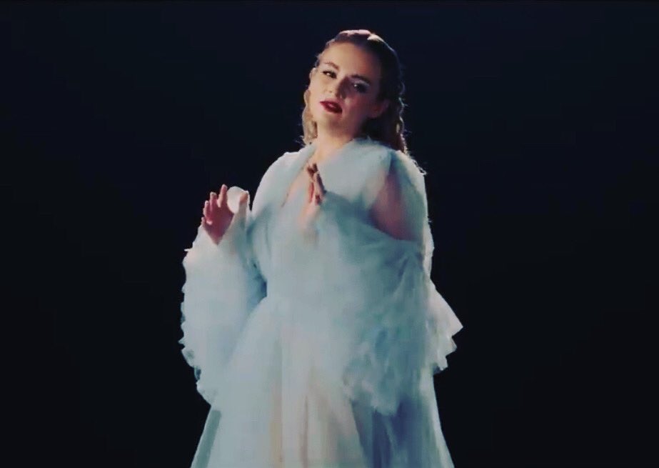 Euromission2's tweet photo. Loving the drama of #aniabyrcyn and #dokad hopefully this makes it all the way to #turin for #poland #Eurovision https://t.co/cp0pq809KD