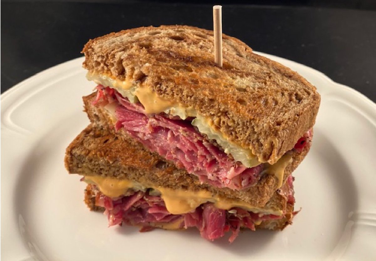 Sandwich America tweet media