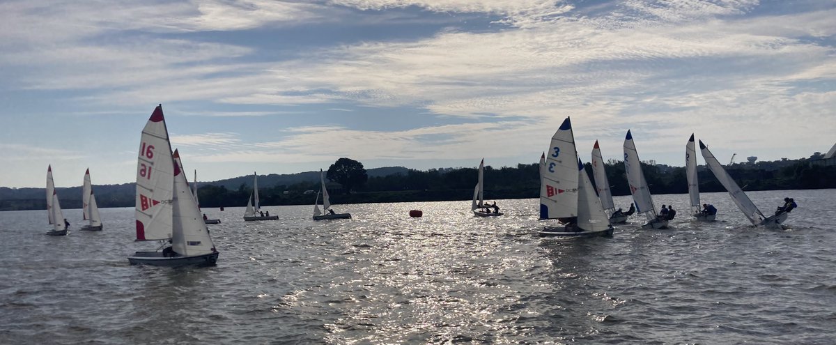 DC_Sail's tweet photo. Shout out to all of our High School Racing and Kids Set Sail parents: THANK YOU! HSR sold out to capacity (55 spaces) in 16 just minutes and as of today, 200+ spaces have been sold for KSS summer camp! WOW! Bright skies ahead! *Photo courtesy of Coach Emily Kowal. https://t.co/wyD6qkHoyH