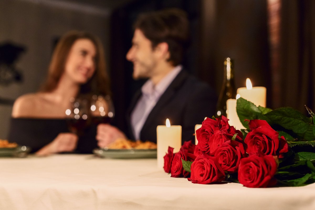 Treat your sweetheart to a trip to Paris without the expensive plane ticket and jet lag. 🇫🇷 🥂 Included: 2 nights at #Digby Pines, sparkling wine &amp; French macarons, a romantic French dinner for 2 &amp; breakfast each morning. Book now! #VisitNovaScotia digbypines.ca/paris