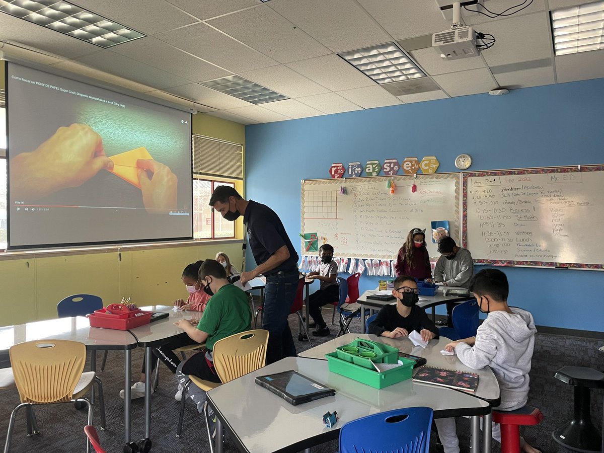 <a href="/CajonValleyUSD/">CajonValleyUSD</a> sent us so much support this week! Feeling the love <a href="/EdHidalgoSD/">Ed Hidalgo</a> <a href="/MrsJLeonard/">Jana Leonard</a> #549sports