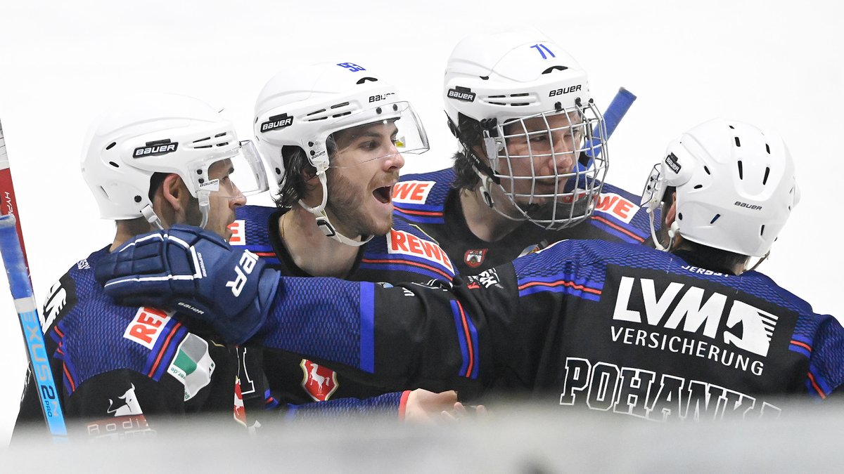 Die <a href="/HannoverIndians/">EC Hannover Indians - Official</a> haben in der Eishockey-Oberliga mit 4:2 bei den Black Dragons Erfurt gewonnen. Es war für die Mannschaft von Trainer Lenny Soccio der achte Sieg in den vergangenen zehn Saisonspielen. ▶️bit.ly/3frDUDO