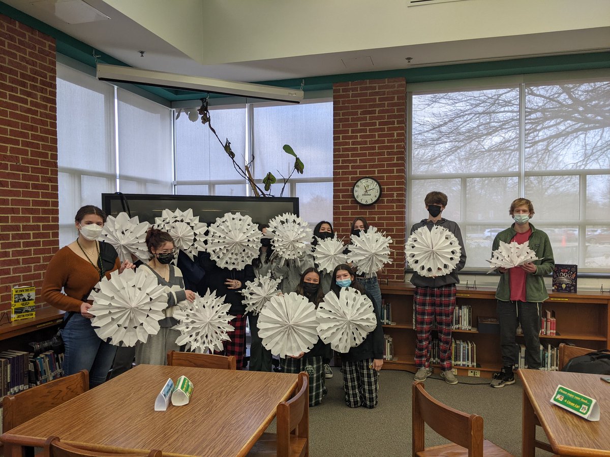 LVHS Library tweet media