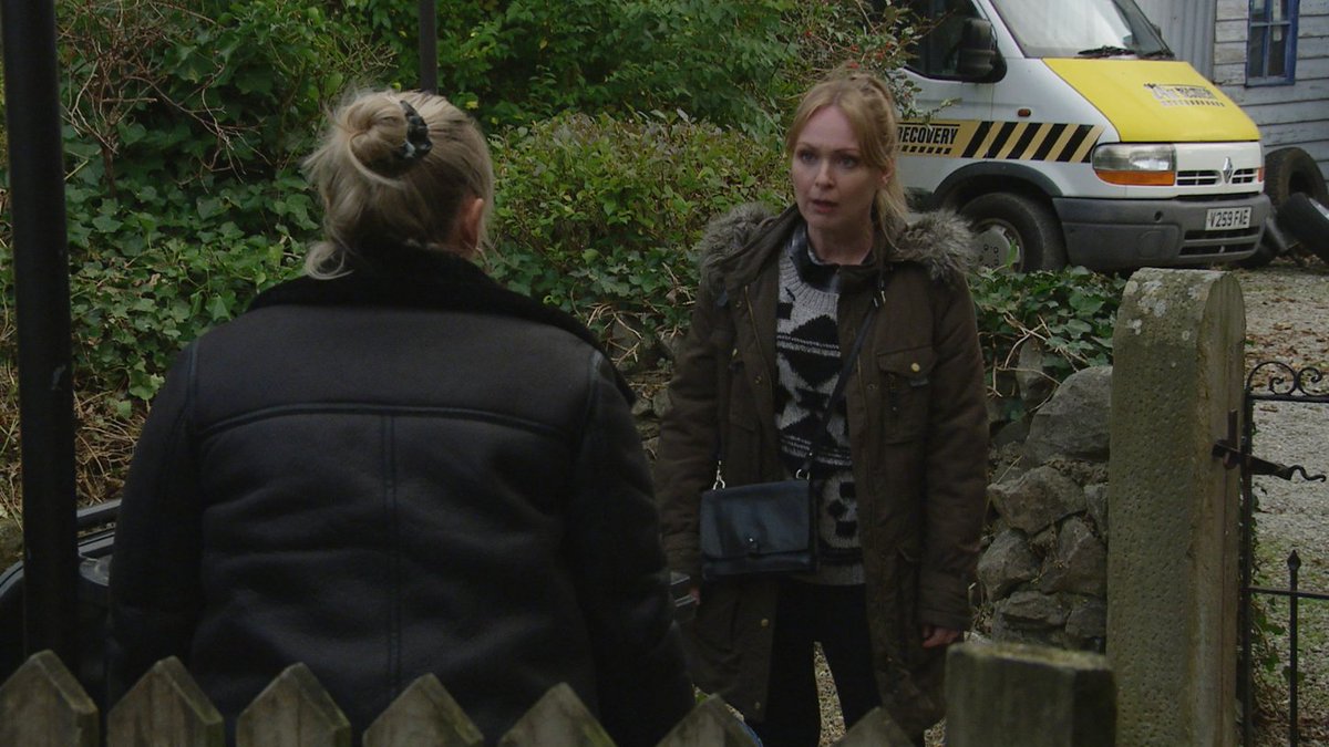 AndyGibsonTV's tweet photo. EMMERDALE SPOILERS: Vanessa wants Tracy to stay in Emmerdale Village - https://t.co/JuTUm9LG5b
And Meena leaves many residents furious in @KirstyHalton's episode.
INTRODUCING: @JimMillard as #Doctor
INTRODUCING: #MarkMurray as #PoliceOfficer
#Emmerdale https://t.co/28J1YEAmpx