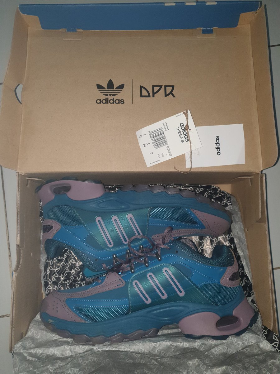 betzzzzz's tweet photo. WTS ADIDAS X DPR LIVE SIZE 42 2,5 JT
#fnfjb #adidasxdpr #syncpack https://t.co/m719scJQUy