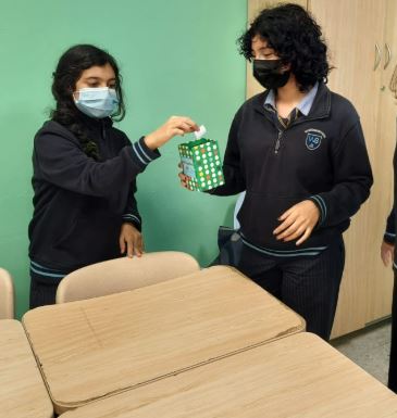 Dolly_Pradhnani's tweet photo. Affirmations Jar_Well Being Lesson Activity :)
#10G2
@Beena_ThambanG4 @nilambarig1 @official_TWS https://t.co/OzyWLhgSaP