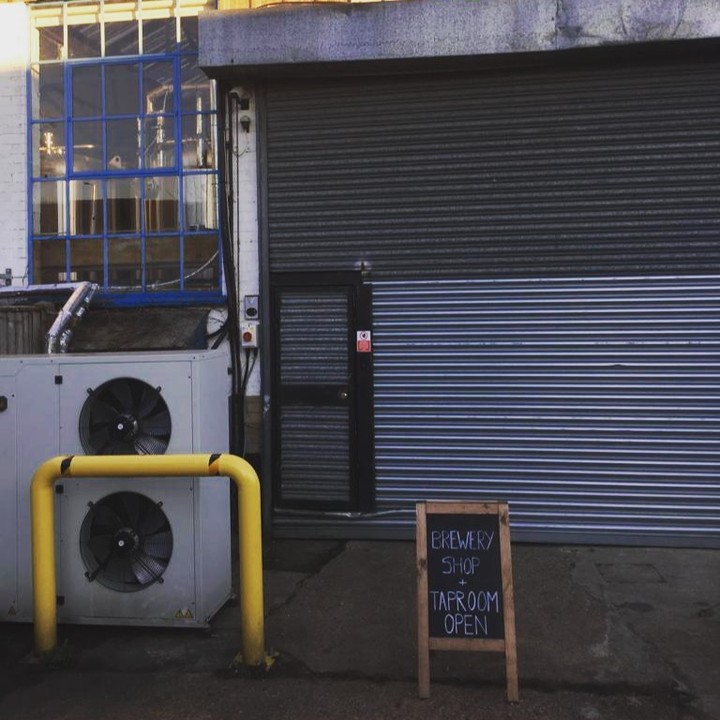jawbonebrewing's tweet photo. Happy Friday! Our shutters may be down but our shop and taproom are open until 9pm tonight. We're just trying something new โ heating (although don't ditch your jumper just yet)! See you there! #fridayfeeling #shivermetimbers #pintspintspints https://t.co/YnujdRKsoa