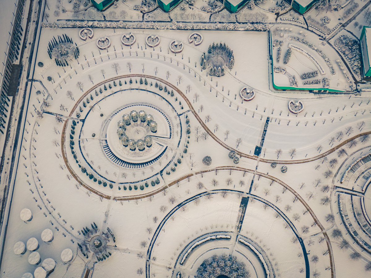 Не только с иллюминацией смотрится красиво