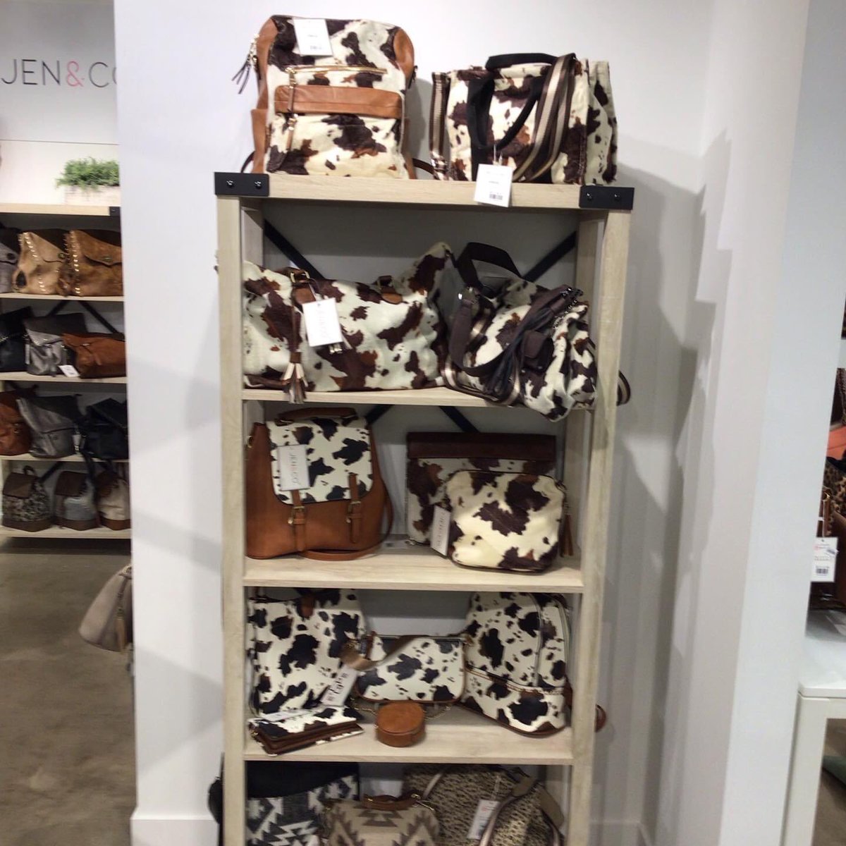 CliffpriceCo's tweet photo. Looking for that western flair in handbags? Jen &amp; Co. has everything your customers are looking for. Stop by and take a look while you are here for Dallas Apparel &amp; Accessories Market and WESA - Western &amp; English Sales Association! 🤠👜

#WholesaleVendors #WESA #BohoWestern https://t.co/V1V0zA2LdP
