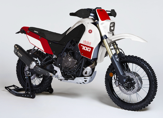 visordown's tweet photo. Staying with the Dakar theme today, Crispy Club has developed a bolt-on kit to transform the Yamaha Tenere 700 into an unreal retro-rally machine.
How wicked is this?!
More here: https://t.co/ezy53nV6qT
#YamahaTenere700 #Yamaha #Dakar #CrispyClub https://t.co/hjyMgkZKJF