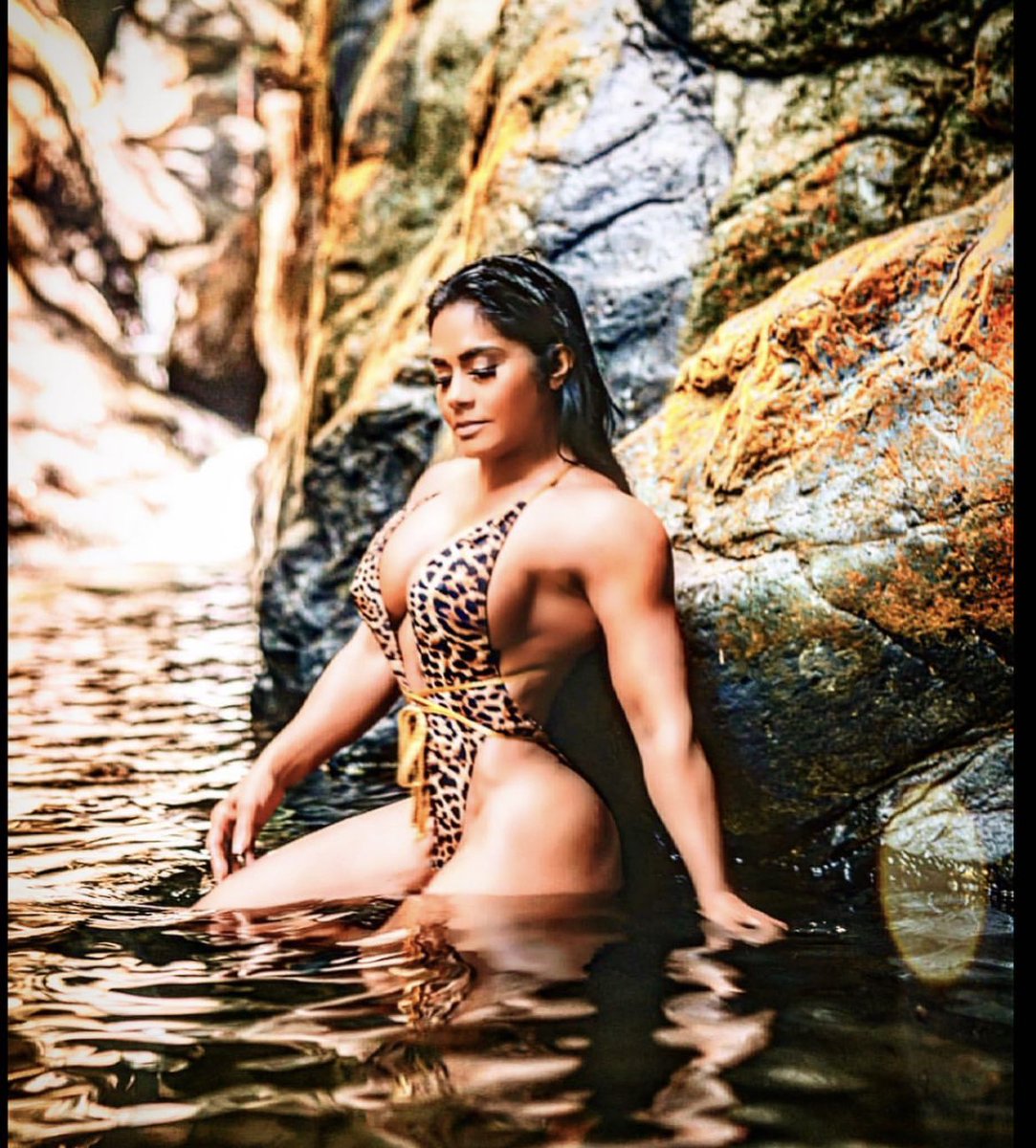 maripilyrivera's tweet photo. Cuando empecé a realmente a quererme, me libere de todo lo q no era sano para mi. 🥀 Me aleje de personas, lugares, situaciones y sobre todo de aquello q siempre me hundía. 🌹Al principio lo llame egoísmo, pero hoy se que es amor propio.
El Charco La Iglesia en San Germán, PR. 🇵🇷 https://t.co/go1FJyY3KG