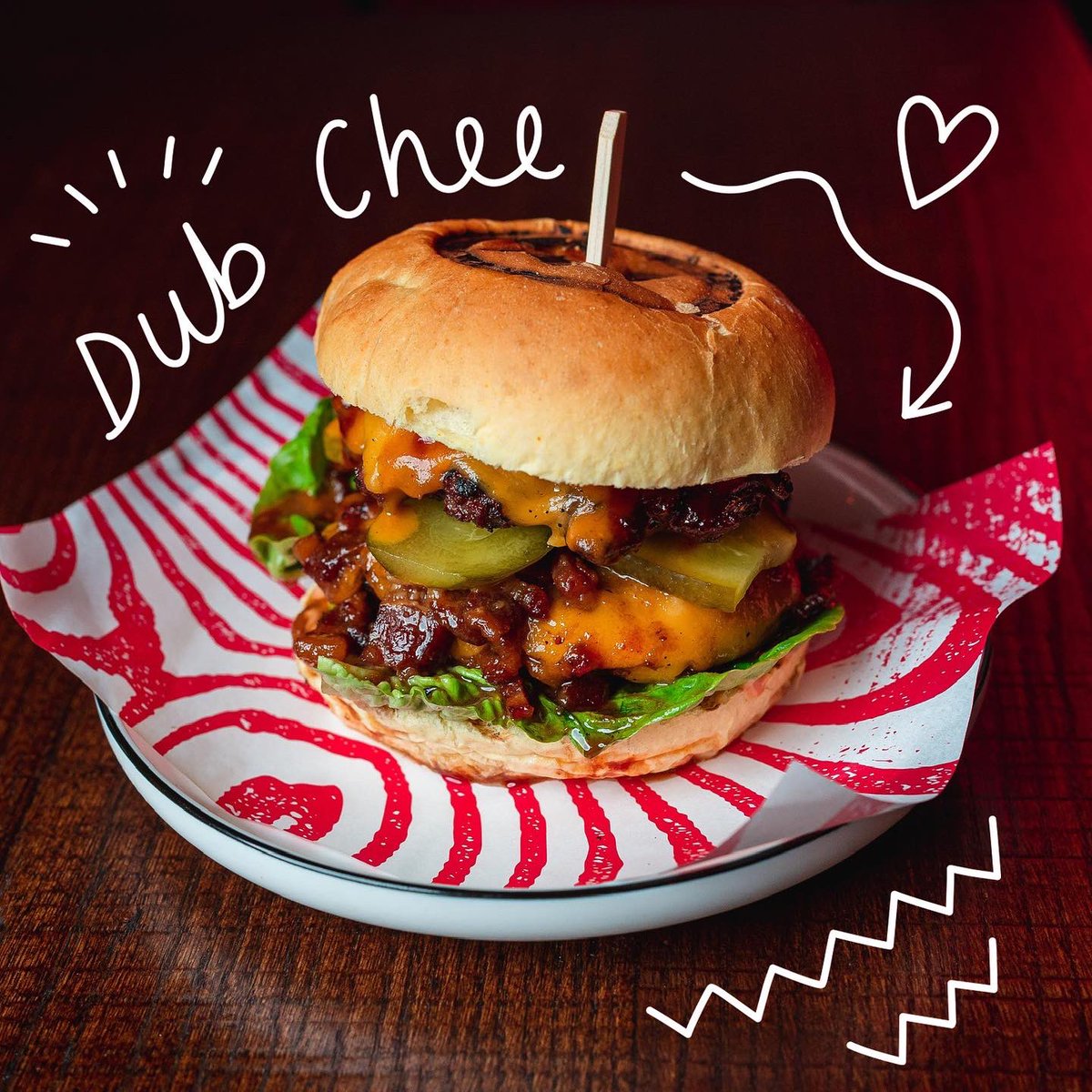 jimmysMCR's tweet photo. News of the day 🗞 We have gone live on Deliveroo in Manchester City centre 🔥🌱🍔🍟🍺🍪 https://t.co/veZPGrrslq