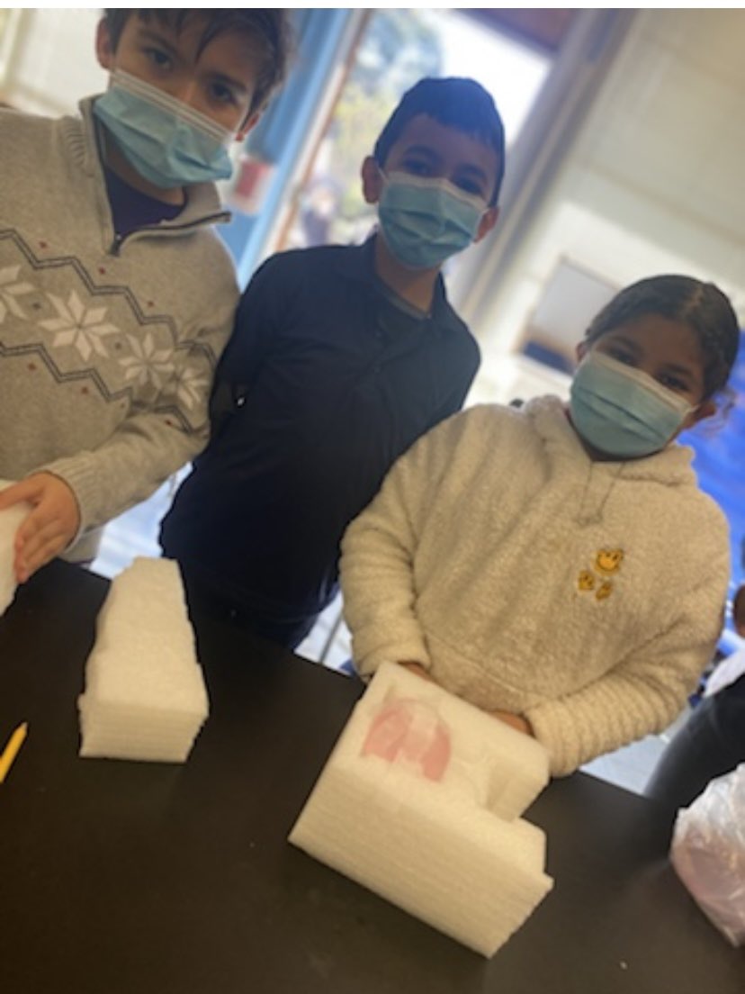 MsRay_Teach's tweet photo. This week, our 2nd grade medical scholars used recyclable materials to build a skull for their water ballon brains @Elrod_HISD @TeamHISD https://t.co/IPrD8zWFJA
