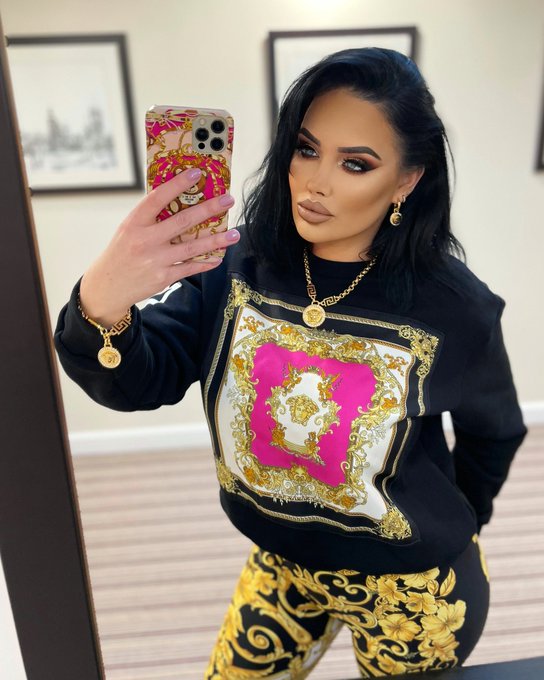 Came thru drippin&rsquo; https://t.co/LrtgmUwYt4<a href="/tag/sundayfunday"class="tags"><span>#sundayfunday</span></a><a href="/tag/pvc"class="tags"><span>#pvc</span></a><a href="/tag/paypig"class="tags"><span>#paypig</span></a><a href="/tag/findomaddict"class="tags"><span>#findomaddict</span></a><a href="/tag/leathermistress"class="tags"><span>#leathermistress</span></a>