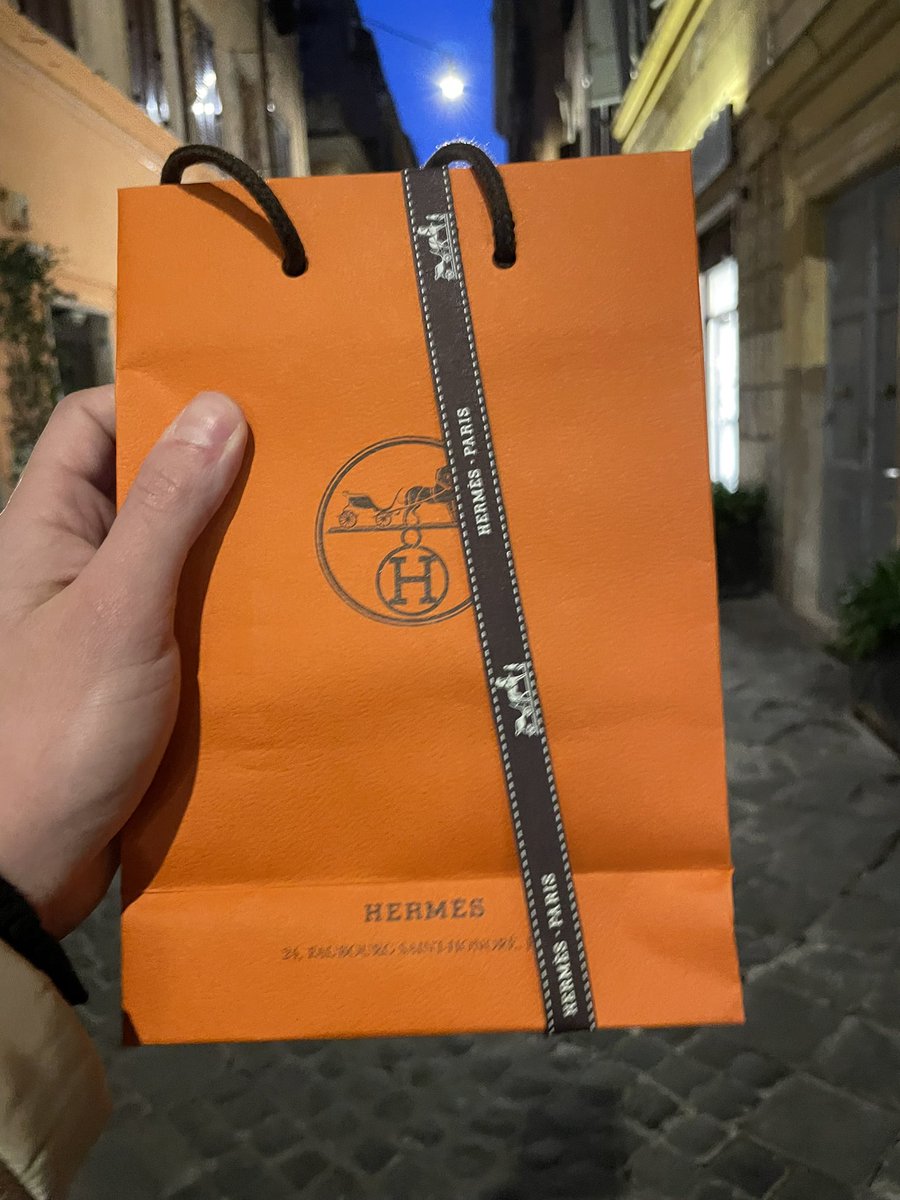 RomeoSantoro's tweet photo. Thanks❤️😍🥰 https://t.co/b1fRKyPxL5