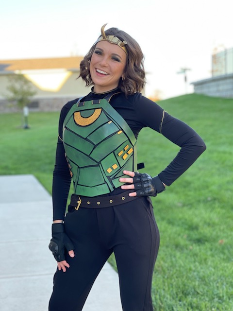 rocasalon's tweet photo. Check out this amazing Razor Cut done by our owner Rhonda Cavner (@pinkmartini63) did for someone for Halloween this past year! #KC #Hair #Cut #Haircut #RazorCut #Like #Comment #ReTweet https://t.co/65kftUP36m