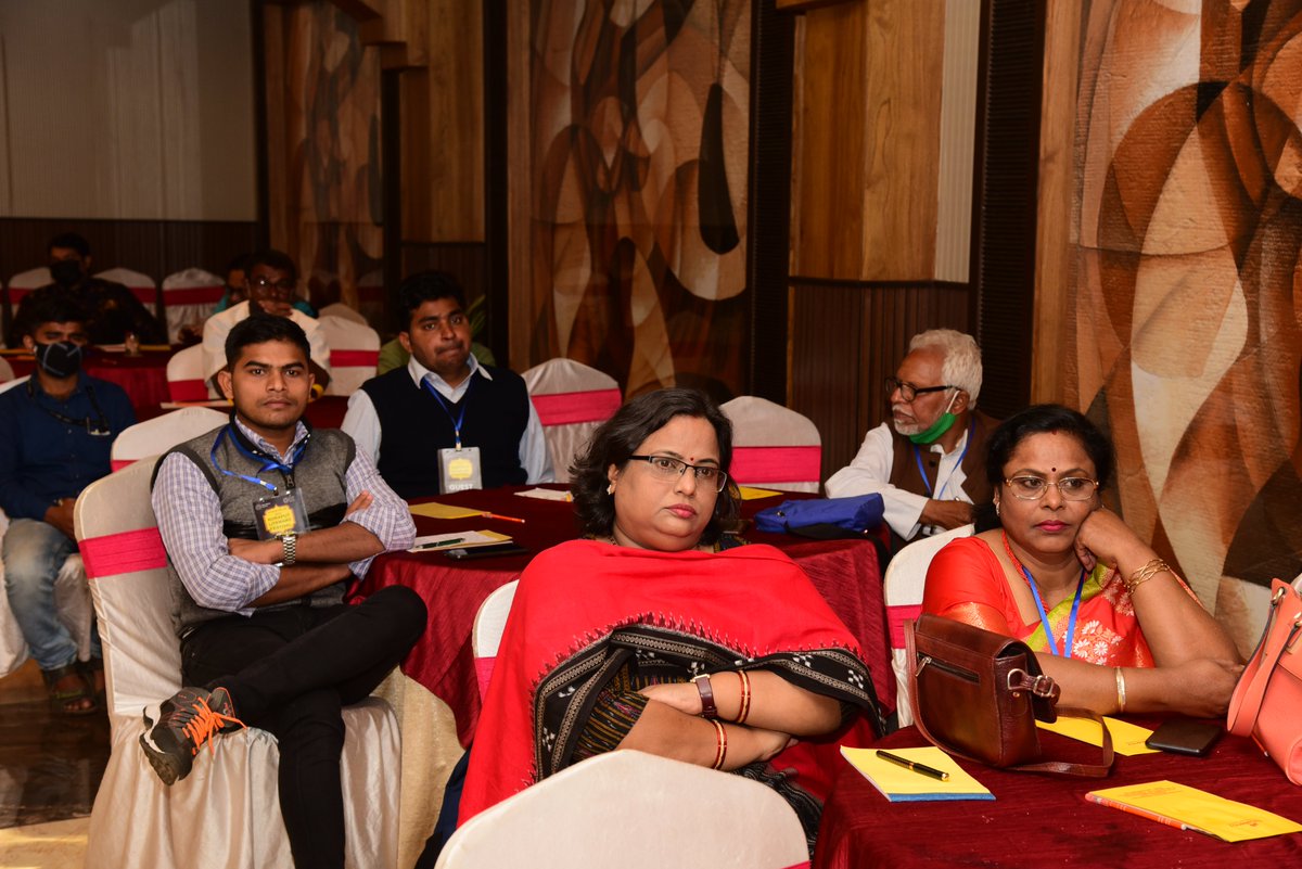 KoraputLitFest's tweet photo. THE AUDIENCE
------------
4th KORAPUT LITERARY FESTIVAL
Organised by Odia Media Private Limited
Publishing partner @peninbooks 
Festival director @AuthorSubhransu 
26 December 2021 https://t.co/w6qBdYRfe3