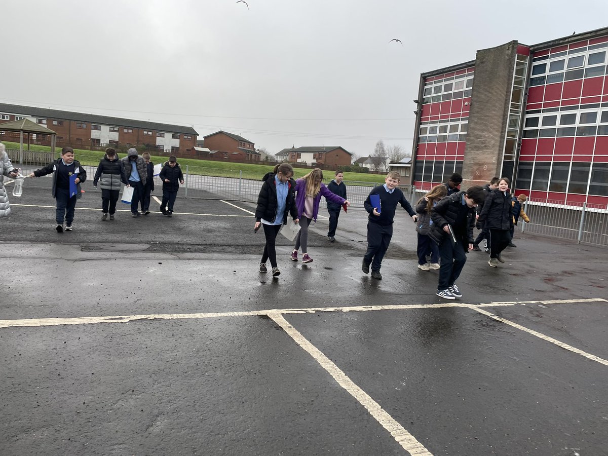 StJosephsWDC's tweet photo. P7 have been making time estimations for active activities, and then carrying out the activities to compare their estimated time to the exact time taken! #activelearning #outdoorlearning #estimatingtime #lifeskills β° πββοΈ https://t.co/To0oJR3KBM