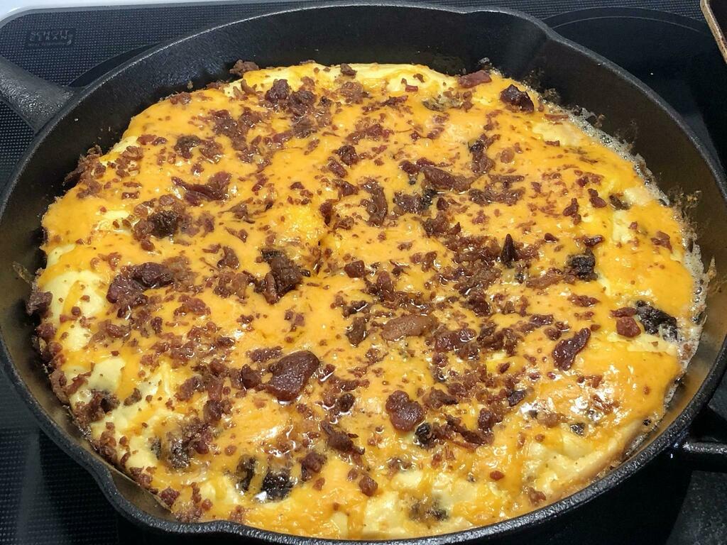 [Homemade] Bacon Double Cheese Burger Frittata #viral #trending #foodie #foodblogger #foodphotography #ff #tbt #ico
