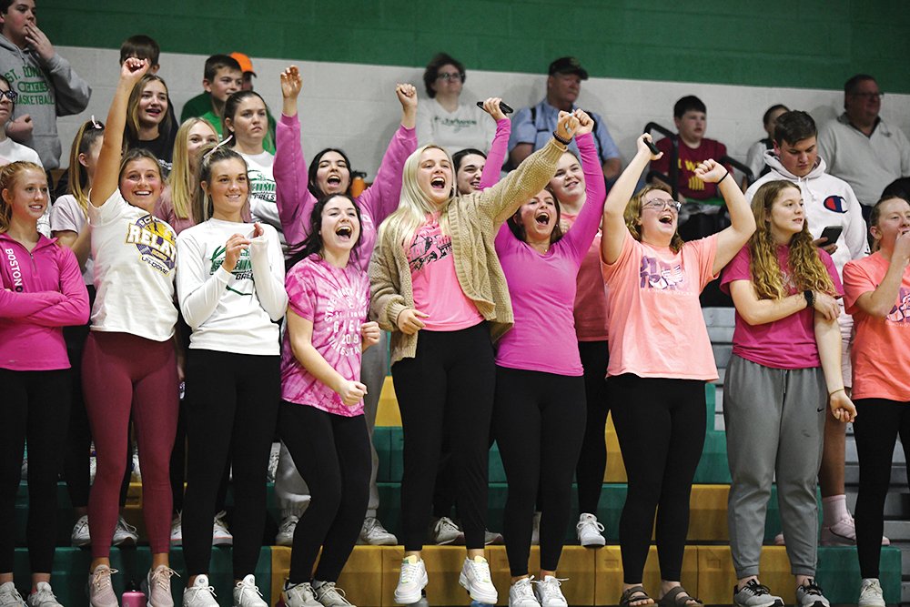 DanaBecker's tweet photo. Rivals @SEGaels @MNWCougars come together in support @KierstinClark22

https://t.co/0ISUKzMTKC https://t.co/rZFXZjhmDz