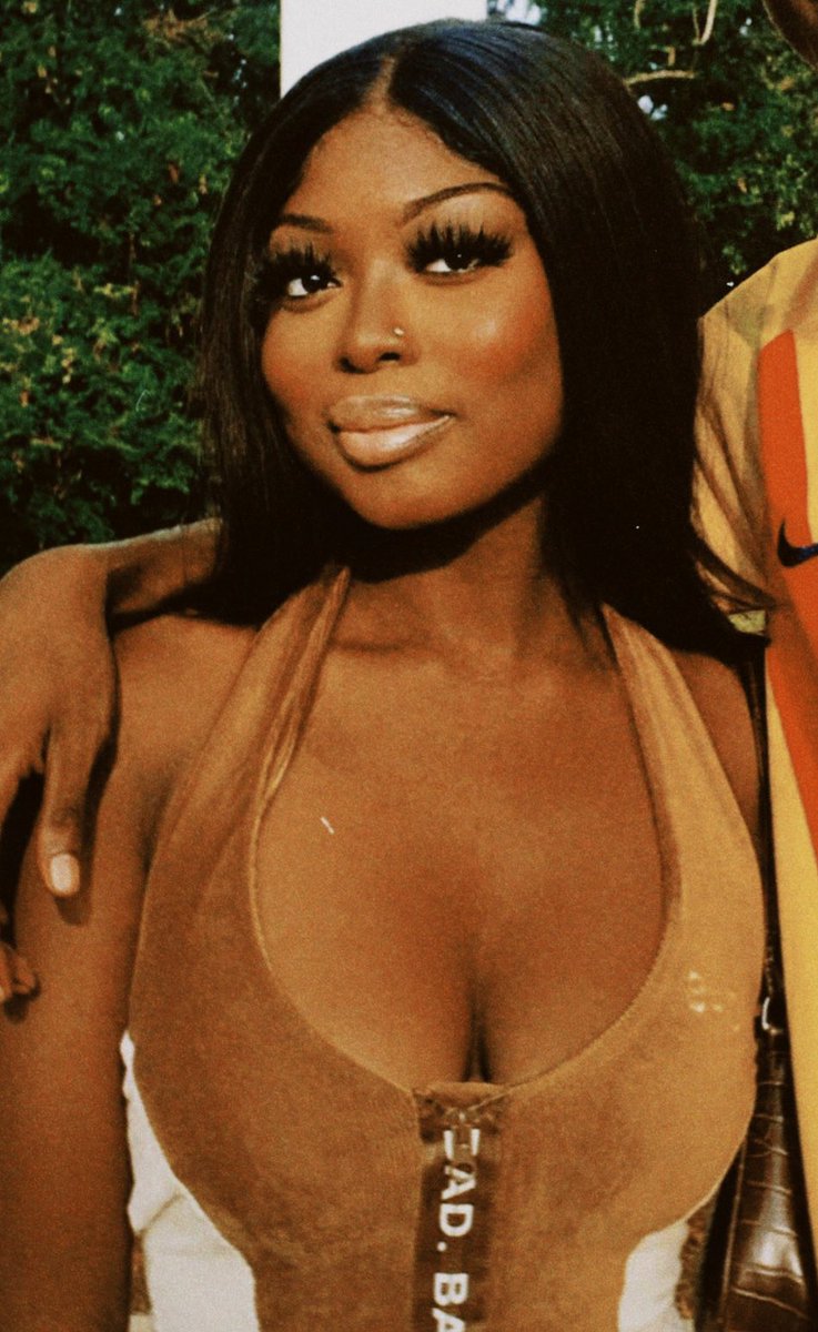tipmaraj's tweet photo. like look at the material https://t.co/L5cBNcpPQN