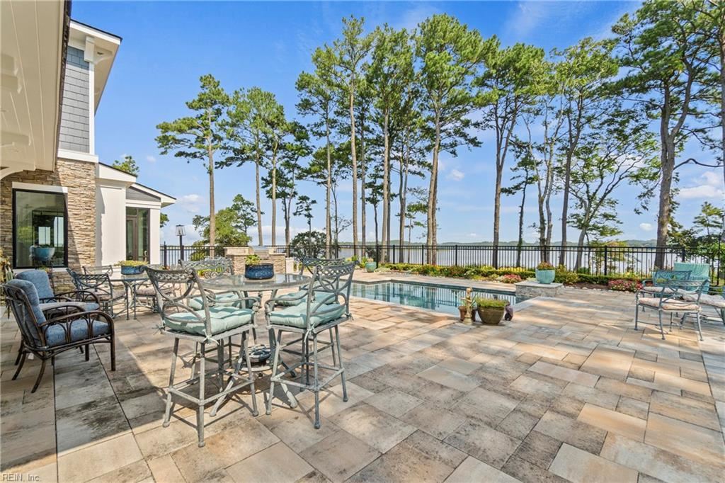MillionDHomecom's tweet photo. Listed for $4,450,000 - 3338 EAGLE NEST POINT, VIRGINIA BEACH, VA 23452- Luxurious quality 2019 custom-built coastal home on close to 2 acres with unbelievable 360-degree water views. 
https://t.co/mkcXETuQCK
 #vbva #cova #oceanfront #coastalvarealestate https://t.co/8zIOZmYS1H